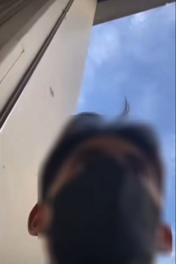 แชร์คลิปรุมทำร้ายหนึ่งในคนที่ถูกขโมยรูป พูดด่าเหยียดคนอีสาน