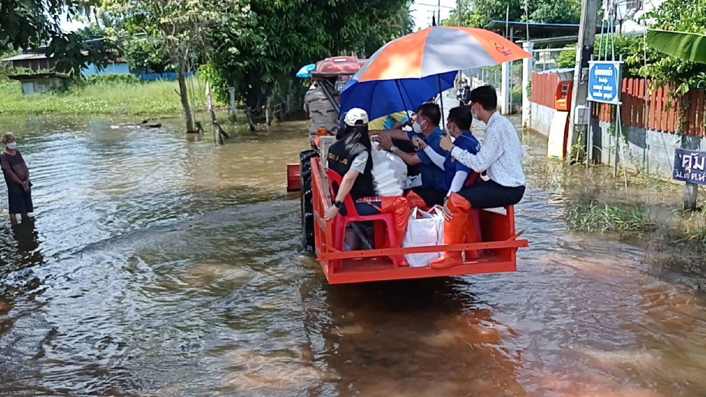 ผู้ว่าฯโคราชเร่งสำรวจความเสียหายน้ำท่วมคาดเข้าสู่สภาวะปกติ1สัปดาห์