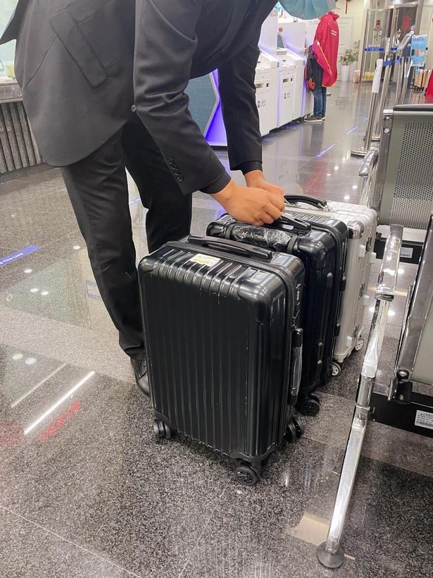 หนุ่มจีนหัวร้อนถอนเงินหมดบัญชี เพราะถูกเตือนให้สวมแมสก์