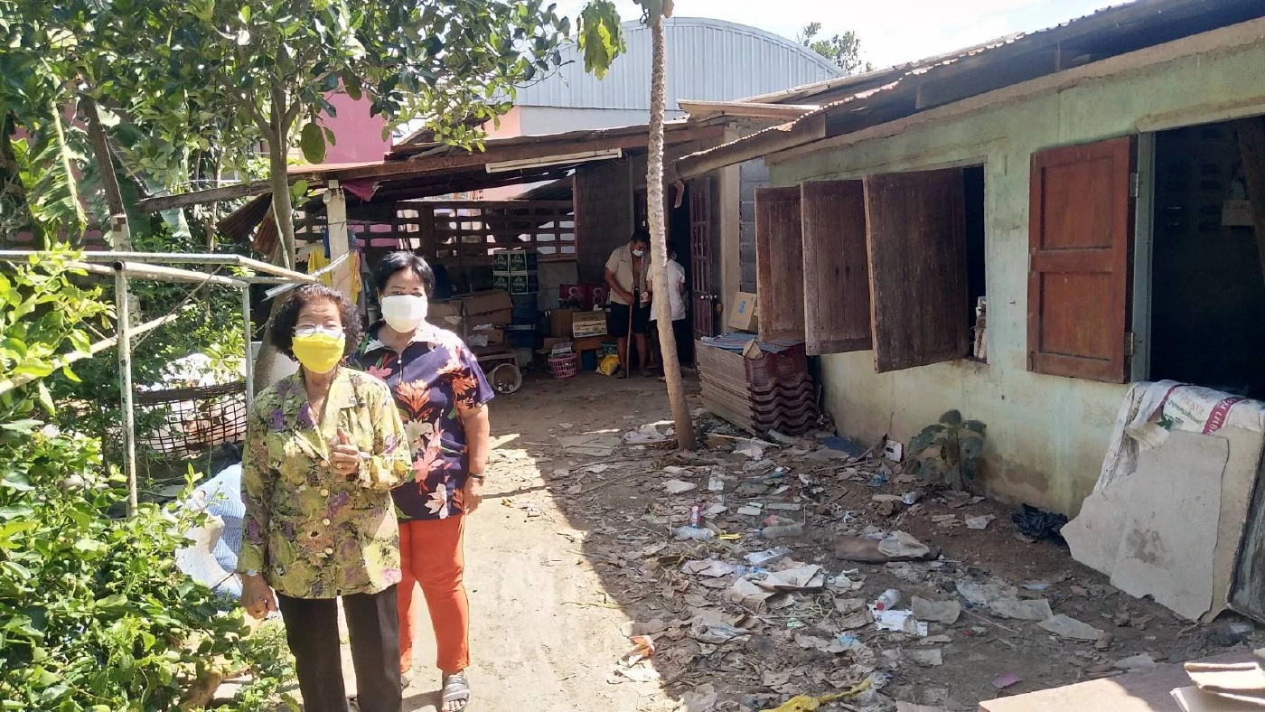 ระดมเงินบริจาค พร้อมมอบเงินและสิ่งของช่วยเหลือผู้ยากไร้ ป่วยเมียทิ้ง