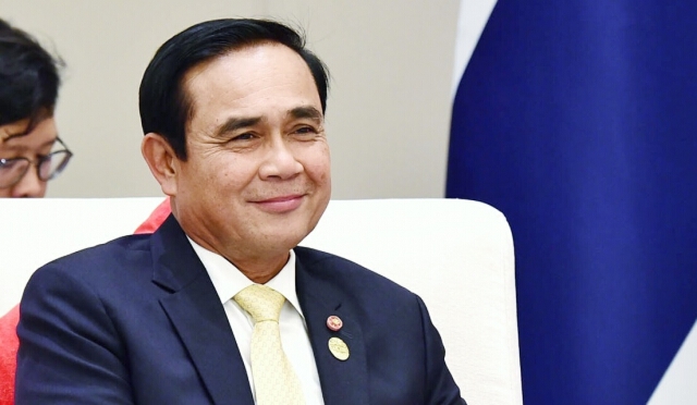  พลเอกประยุทธ์ จันทร์โอชา นายกรัฐมนตรีและรัฐมนตรีว่าการกระทรวงกลาโหม 