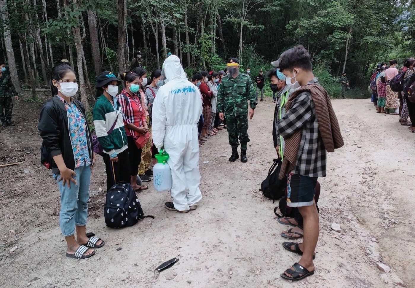 ไม่ขาดสาย! กองกำลังสุรสีห์จับ 133 ชาวเมียนมาลอบเข้าไทย