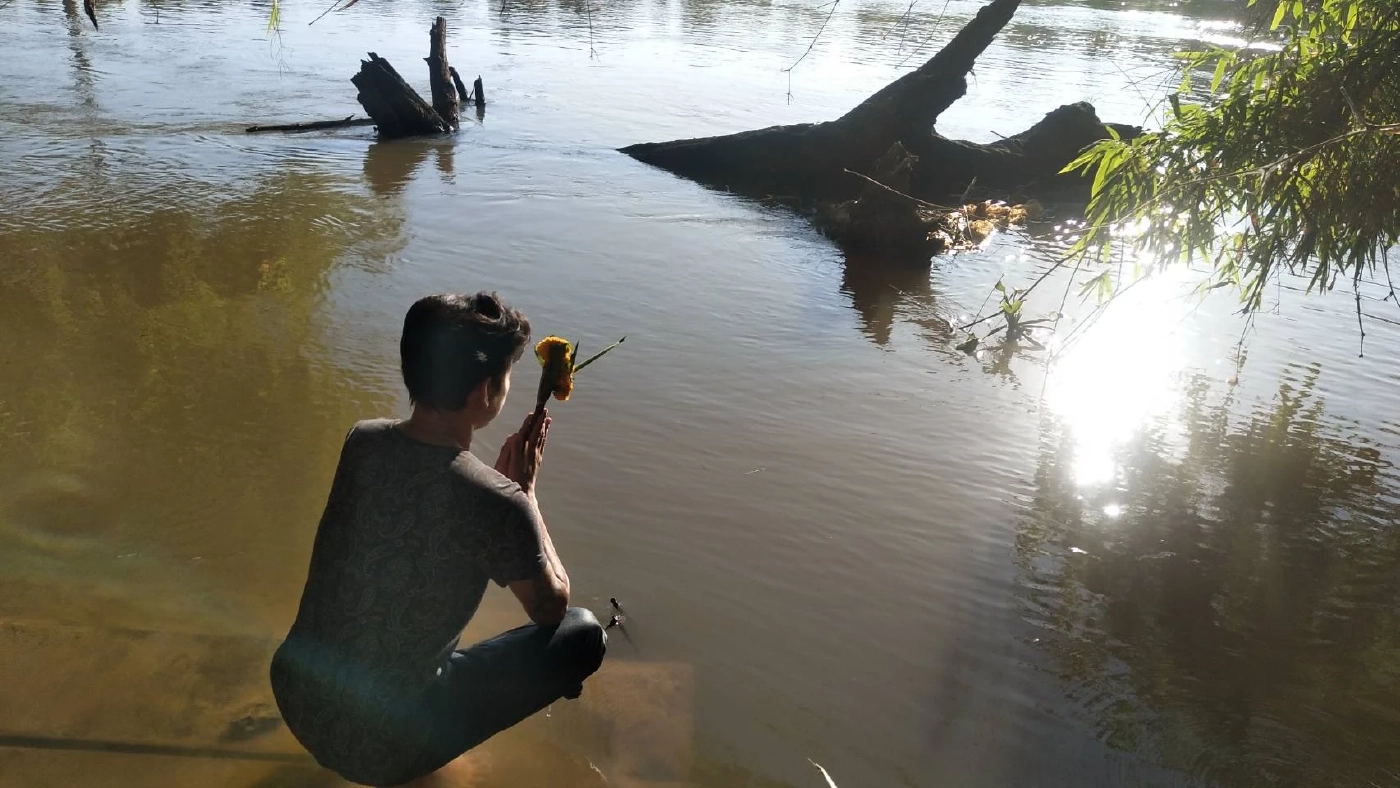 ฮือฮาต้นตะเคียนยักษ์หลังเขื่อนพิมายเร่งผลักดันน้ำเชื่อให้โชค