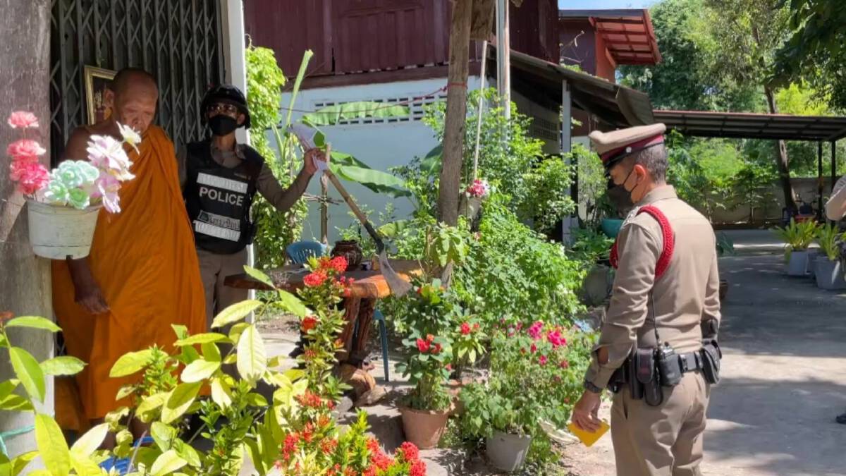 พระคว้ามีดฟันคอชาวบ้านสาหัสอ้างมาขโมยของ