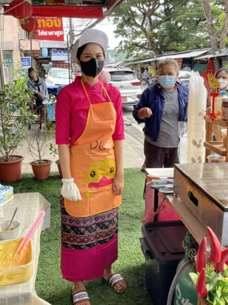 แปลกตา!! "น้องโอลีฟ" เปลี่ยนลุคใหม่แต่งชุดพื้นเมืองมิดชิด