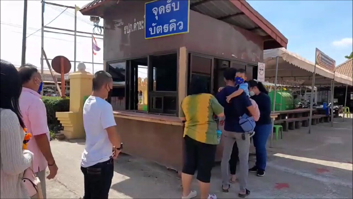 คำชะโนดคึกคักวันสุดสัปดาห์ ส่องขันน้ำมนต์ชัดๆ ปู่ศรีสุทโธให้โชค