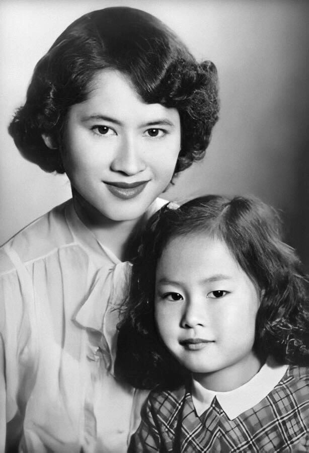 ๑๑ พฤศจิกายน ๒๕๖๔ เนื่องในวันคล้ายวันเกิดท่านผู้หญิงทัศนาวลัย ศรสงคราม