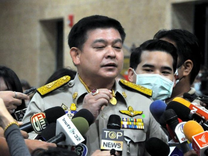 นายสิระ เจนจาคะ ส.ส.กทม. พรรคพลังประชารัฐ (พปชร.) 