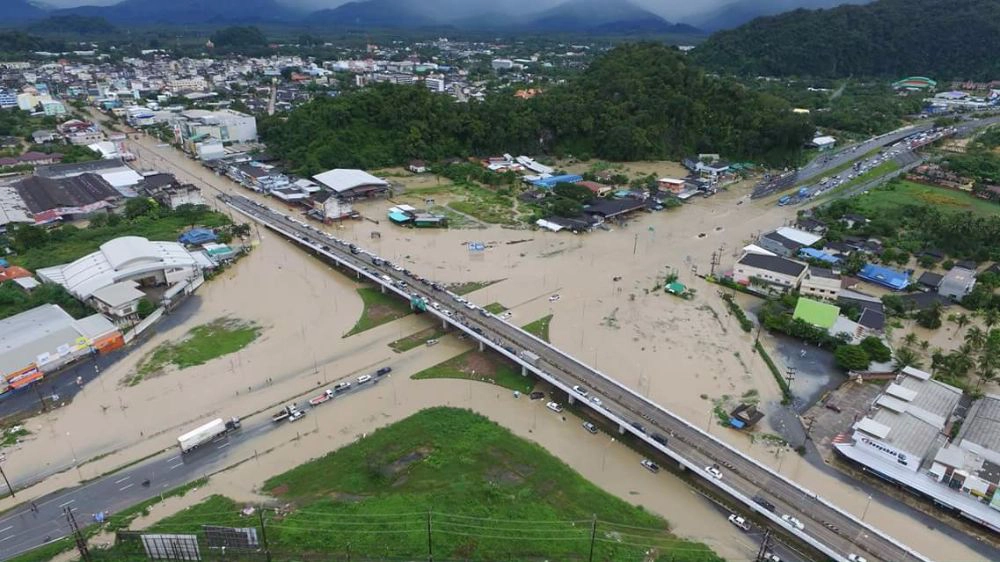 แจ้งด่วน! เตือน 11 จังหวัดภาคใต้ เสี่ยงน้ำท่วม น้ำป่า เตรียมพร้อมอพยพทันที