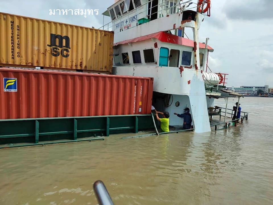 ด่วน ! พบเรือจมที่ปากน้ำ จังหวัดสมุทรปราการ