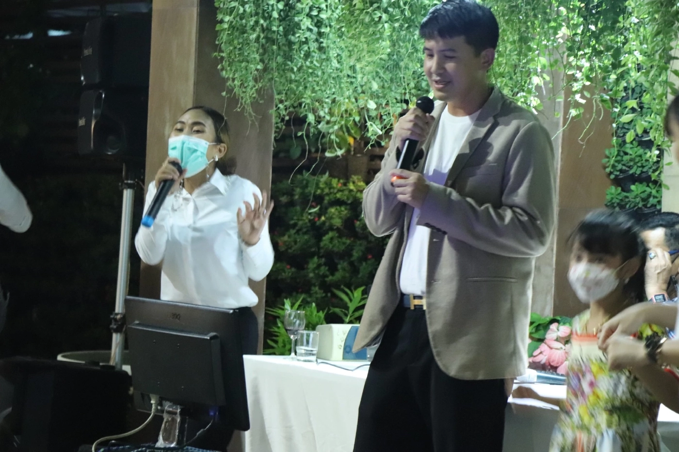 นายอธิรัฐ รัตนเศรษฐ รมช.คมนาคม 