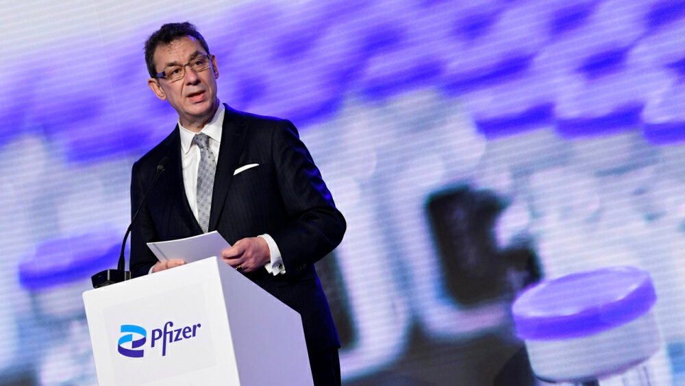 จับตา 2 "ยาเม็ด" Pfizer VS Merck " 2 ความหวังใหม่" ในการรับมือวายร้ายโควิด