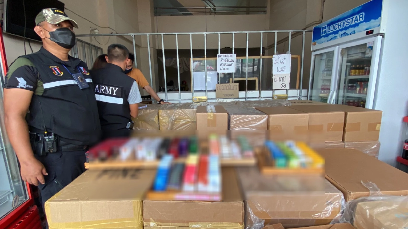 บุกยึดบุหรี่หนีภาษีกว่า 40 ล้านบาทในอ.สะเดา