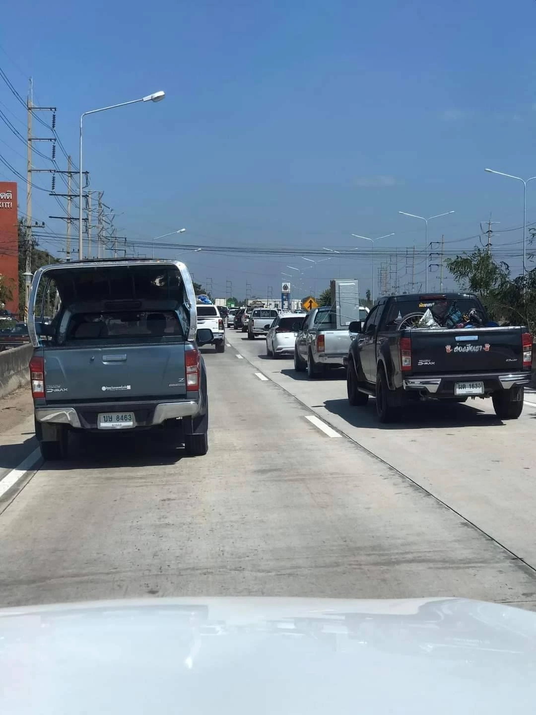 สายอีสานรถติดสนั่น ประชาชนแห่เดินทางกลับบ้านไปเลือกตั้ง อบต.