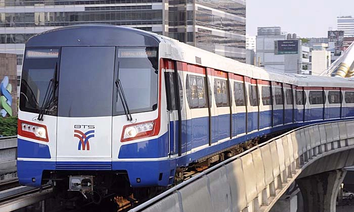 รถไฟฟ้า  BTS-MRT สามารถจ่ายคนละครึ่งได้ เช็กขั้นตอนการใช้ที่นี่