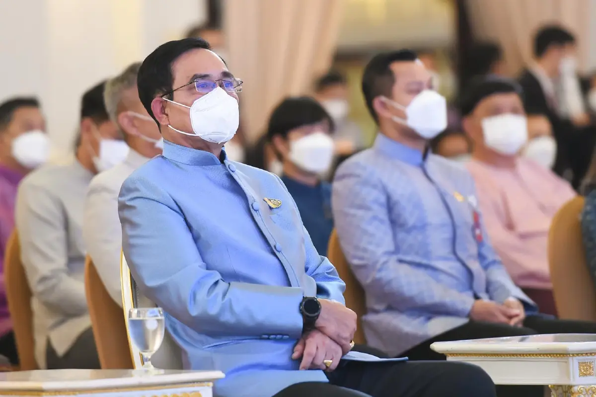 นายกฯ​ ขอ ประชาชน อย่ารอเลือกยี่ห้อวัคซีน ​ลั่น ลดความรุนแรง​โรคได้​หมด