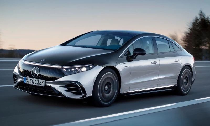 เผยโฉม เมอร์เซเดส-เบนซ์ “EQS” อีวี ชาร์จ 1 ครั้ง ขับได้ 770 กม.