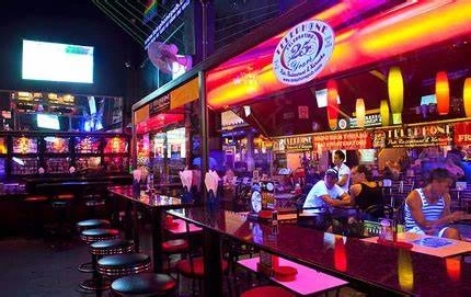 ด่วน! กทม. คลายล็อกให้ร้านอาหารขายแอลกอฮอล์ได้ถึง 5 ทุ่ม