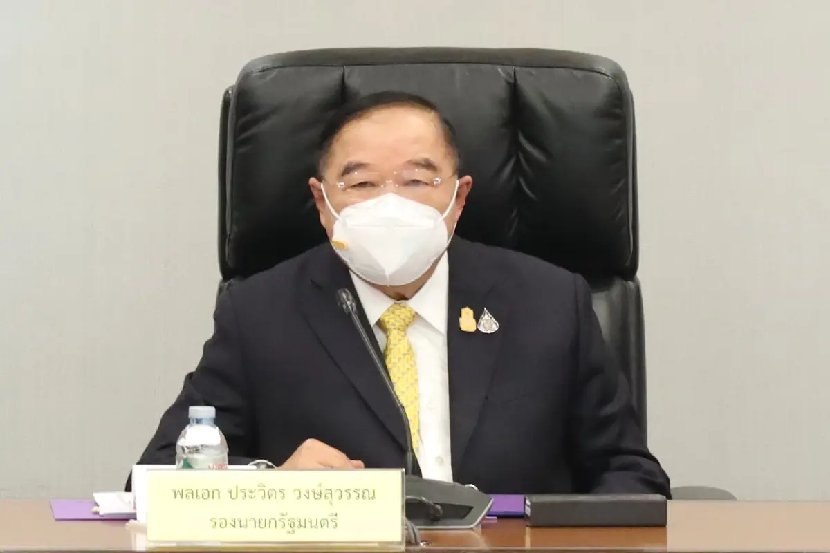 “บิ๊กป้อม” ชี้บัตรเลือกตั้ง 2ใบ อยู่ที่ปชช. ตัดสิน ไม่รู้พรรคไหนได้เปรียบ
