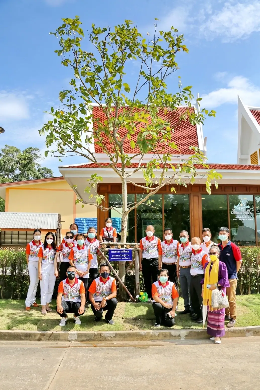สมาคมแปดริ้วเปิดที่ทำการสาขาสองใน อ.บ้านโพธิ์ เพื่อเป็นจุดช่วยเหลือ ปชช.