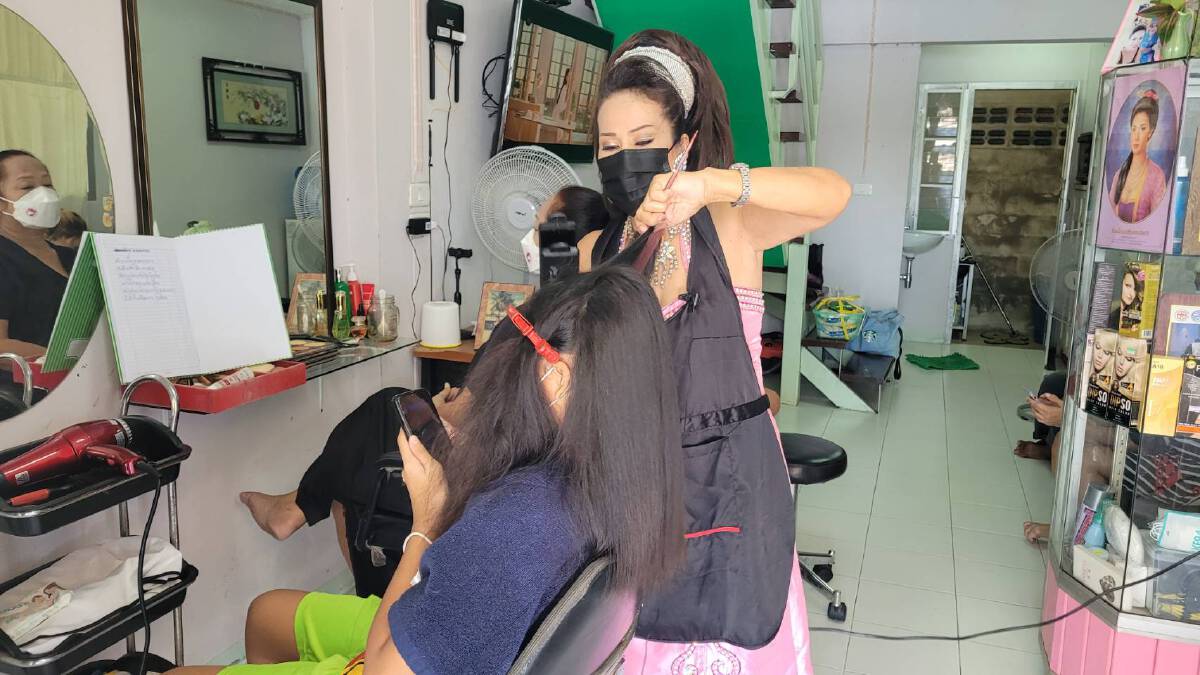"ดาวยั่วลิเก"ถูกยึดบ้าน-เปิดร้านเสริมสวยสู้พิษโควิด