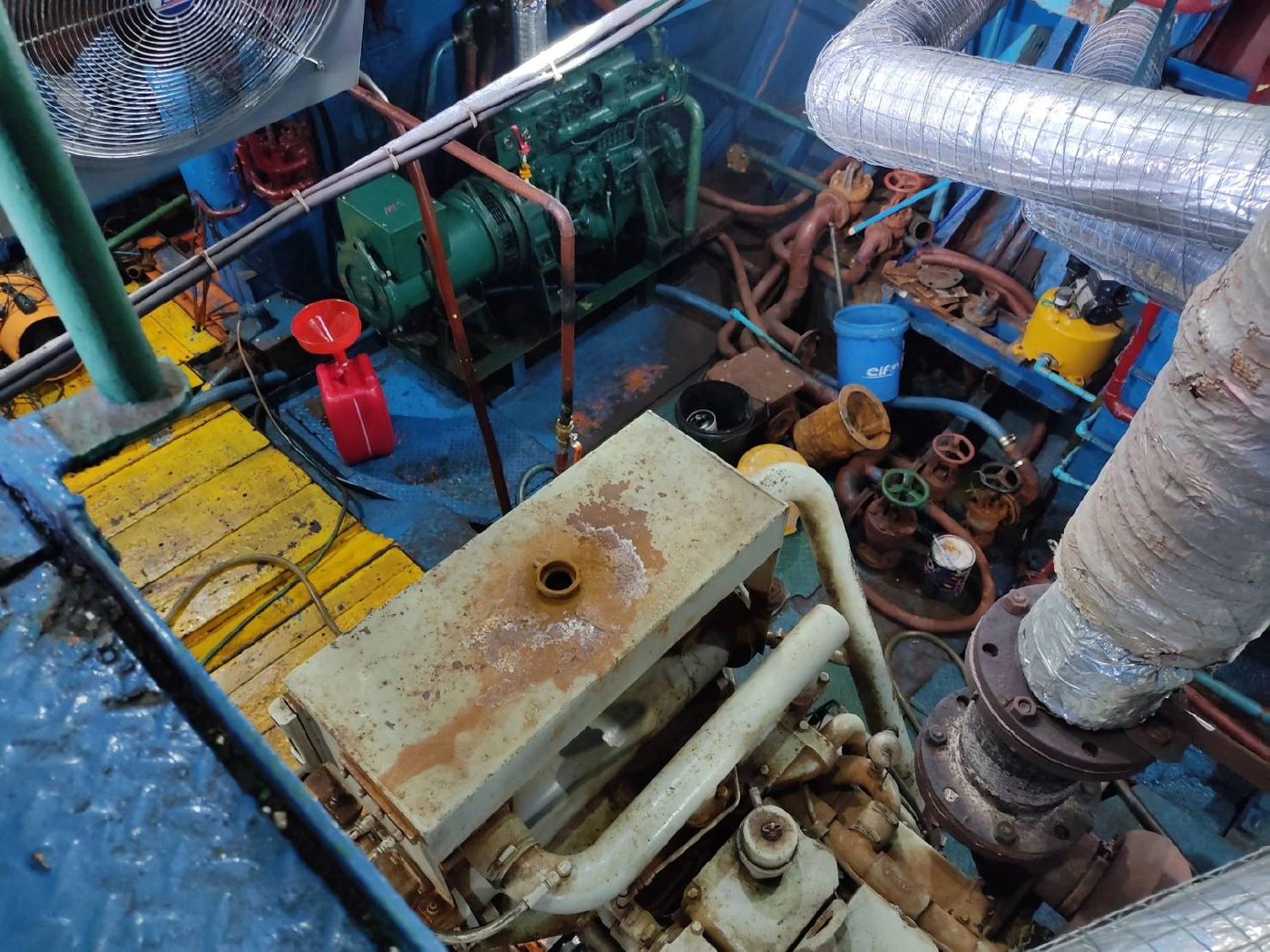 แฉขบวนการ"น้ำมันเถื่อนข้ามชาติ" โยงนักการเมือง