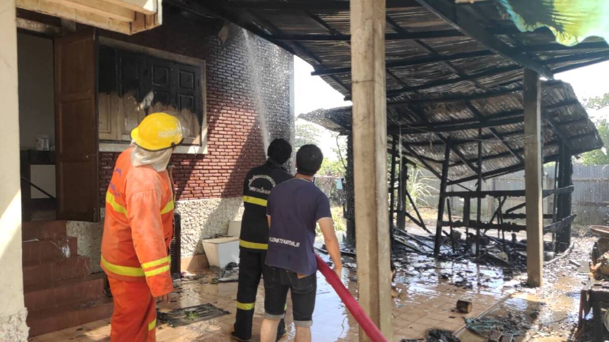 ระทึกเพลิงไหม้บ้านอดีตผู้ว่าราชการจังหวัดสงขลา