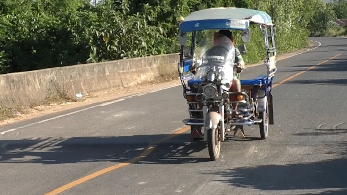 ต้องเจ็บอีกกี่ราย ชาวบ้านร้องถนนสร้างใหม่คอสะพานชำรุดอุบัติเหตุรายวัน