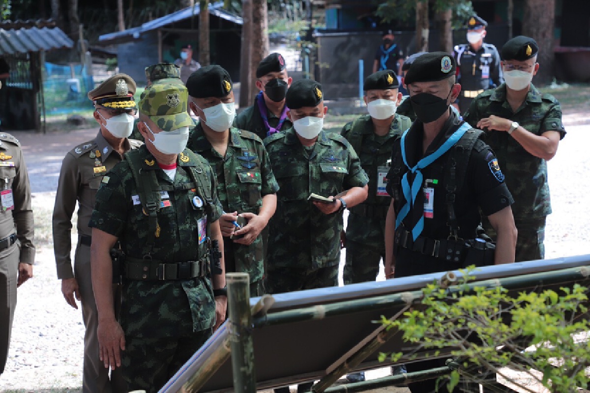 ผบ.ทบ. ตรวจเยี่ยมริมโขง จ.บึงกาฬ ดูสถานการณ์ยาเสพติด พบปีนี้จับเพิ่ม 5 เท่า