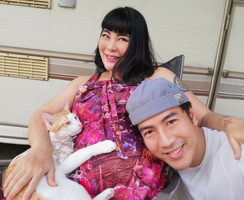 พ่อโย่ง-แม่ก้อย เผยภาพแรกน้องอบเชยลูกสาวสุดที่รัก