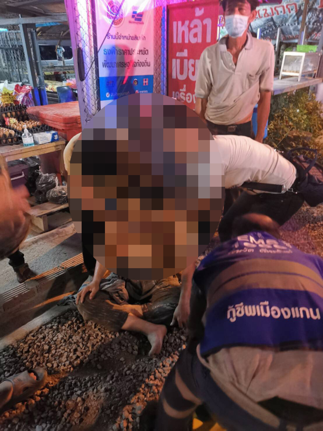 วินาทีชีวิต! คนร้ายซุ่มยิงหนุ่มใหญ่แม่แตงสาหัสหน้าสวนกล้วย