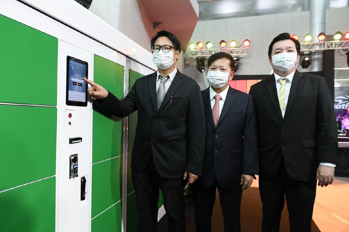 ไอมอเตอร์ ส่ง  Vapor บุกจักรยานยนต์ EV ราคาดีสูสีรถน้ำมัน