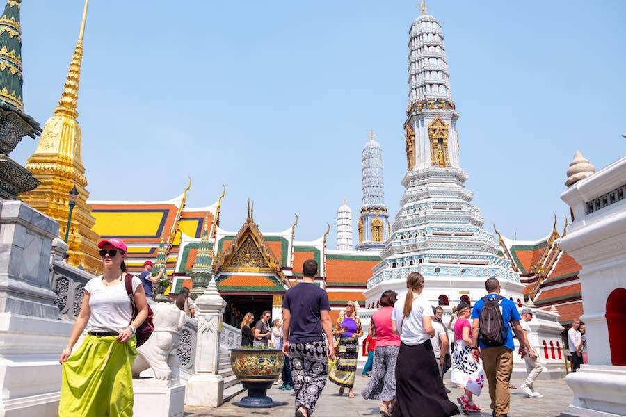 นทท.ต่างชาติ ใช้แค่ ATK กักตัว 10 วัน เริ่มธ.ค.64
