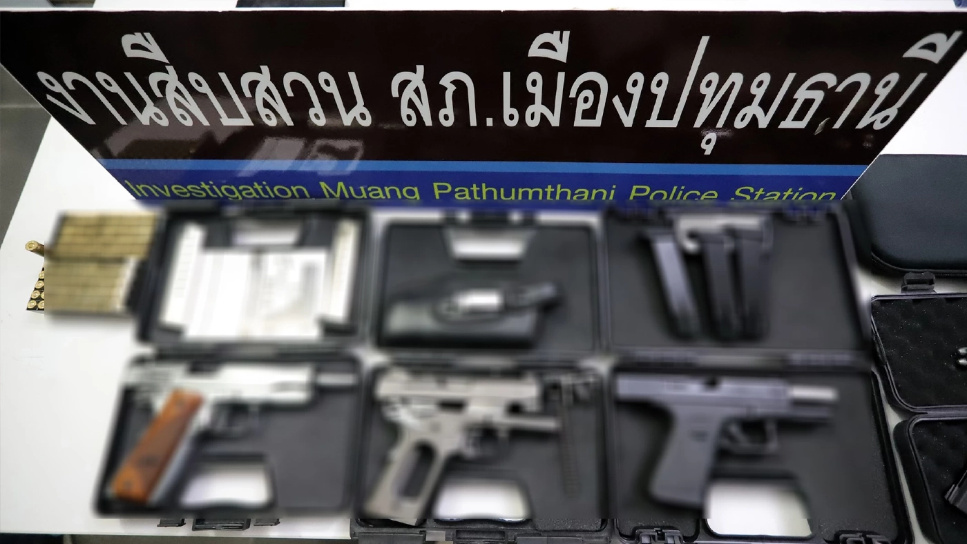 จับขาโจ๋เมืองปทุมฯทำปืนเถื่อนขายออนไลน์ ผ่านกลุ่มไลน์-เฟสบุ๊ค