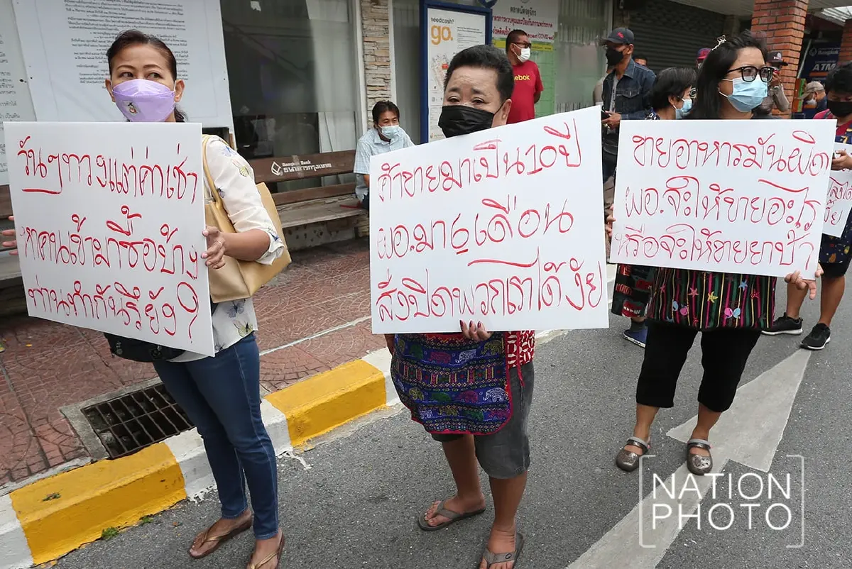 ช่วยด้วย! ผู้ค้าอาหารในตลาดต้นไม้สวนจตุจักรโวยถูกสั่งให้เลิกขาย 1 ธ.ค. นี้
