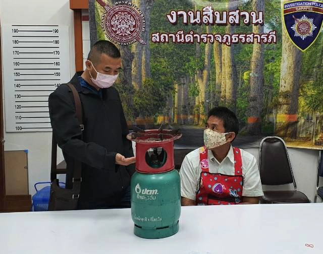 รวบพ่อค้าลูกชิ้นทอดเพิ่งออกคุก-ฉกถังแก๊สร้านผัดไทย