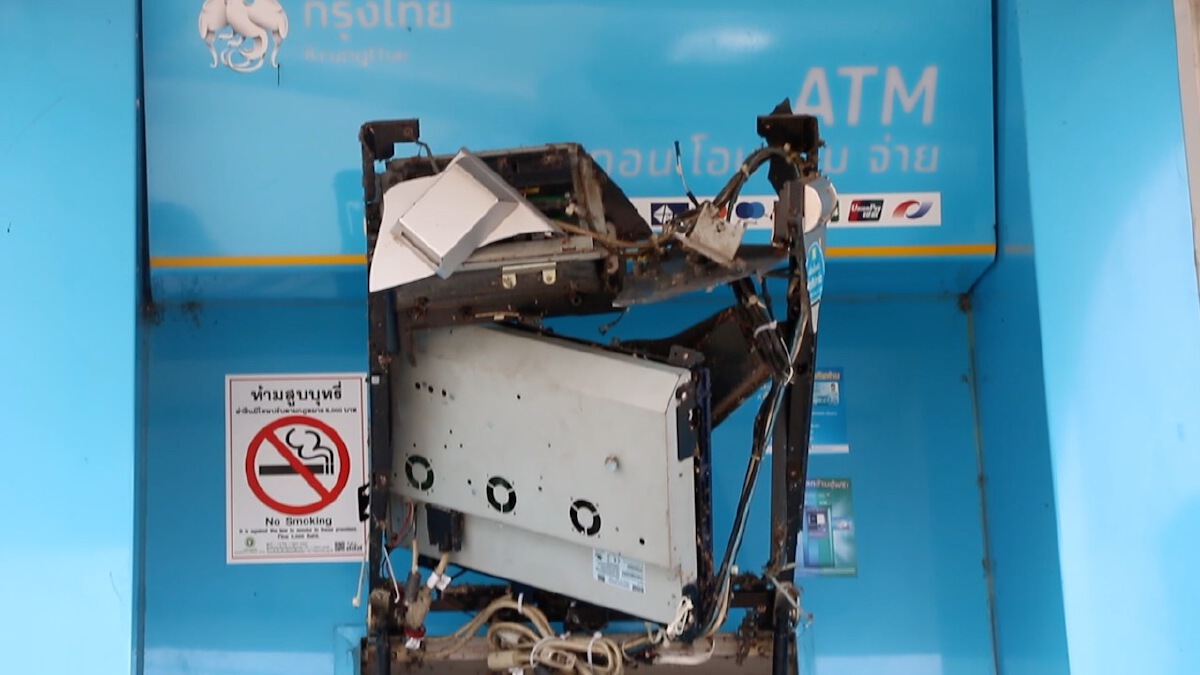 รอผลตรวจข้อมูลตู้ ATM มัดตัวคนร้ายทุบตู้ ATM กรุงไทย