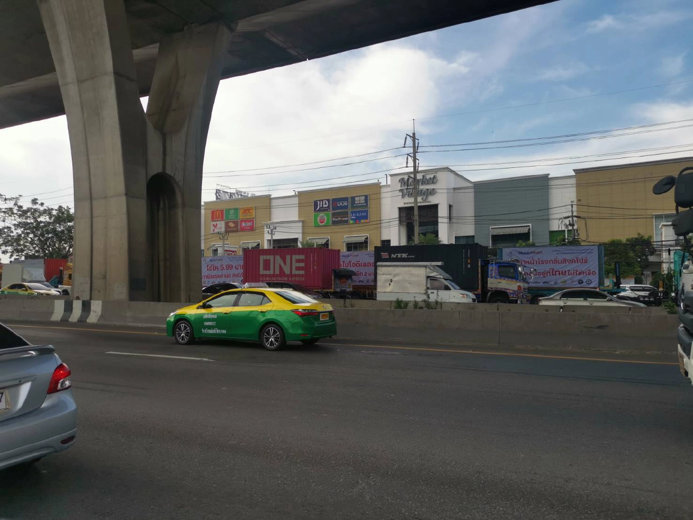 แนะเลี่ยงก.พลังงาน รถบรรทุก500คันบุกกรุงจี้รัฐตรึงดีเซล25บาท