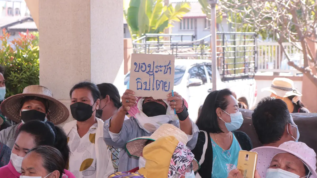 วุ่นแล้วชาวบ้านร้อง กกต.เจ้าหน้าที่ผิดพลาดแจกบัตรเกินทำบัตรเขย่งโผล่