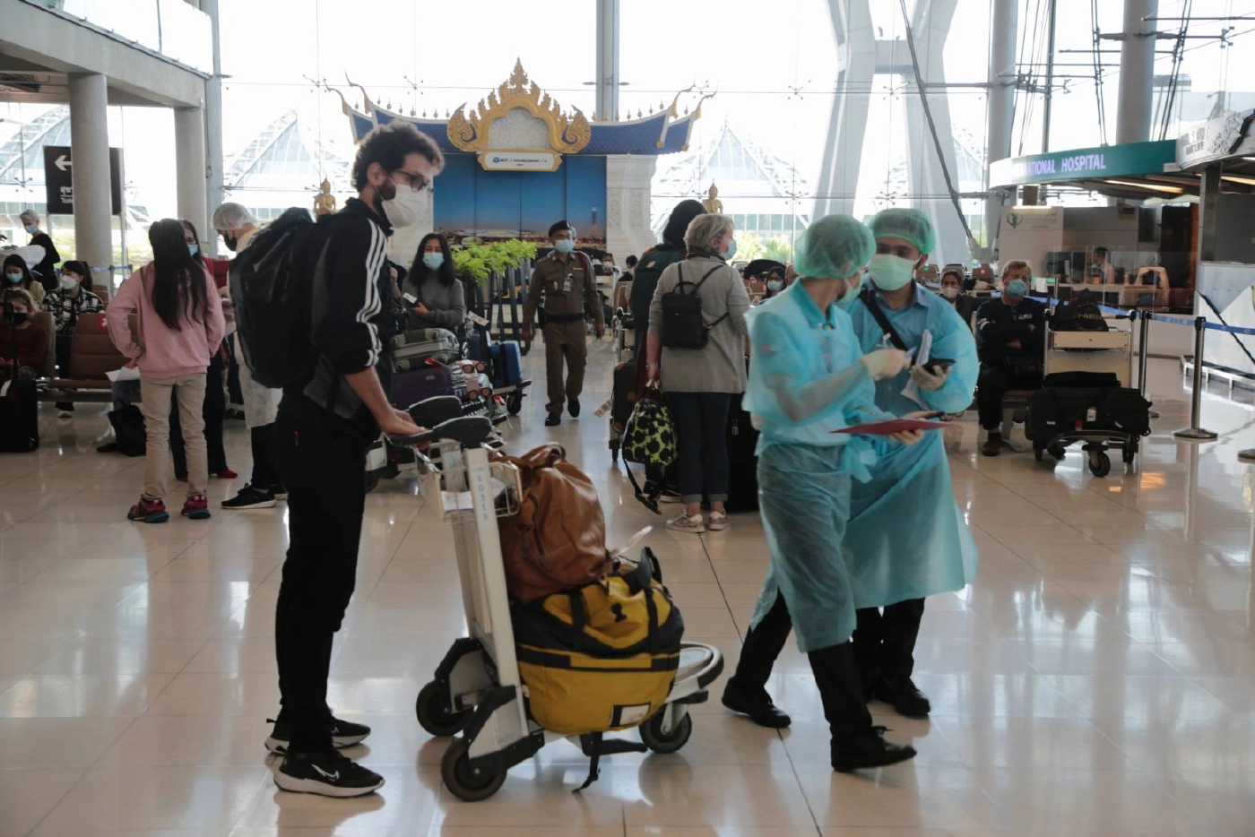 “เศรษฐกิจไทย ปี 2022” อยู่ร่วมกับ “โควิด-19” อย่างไร?