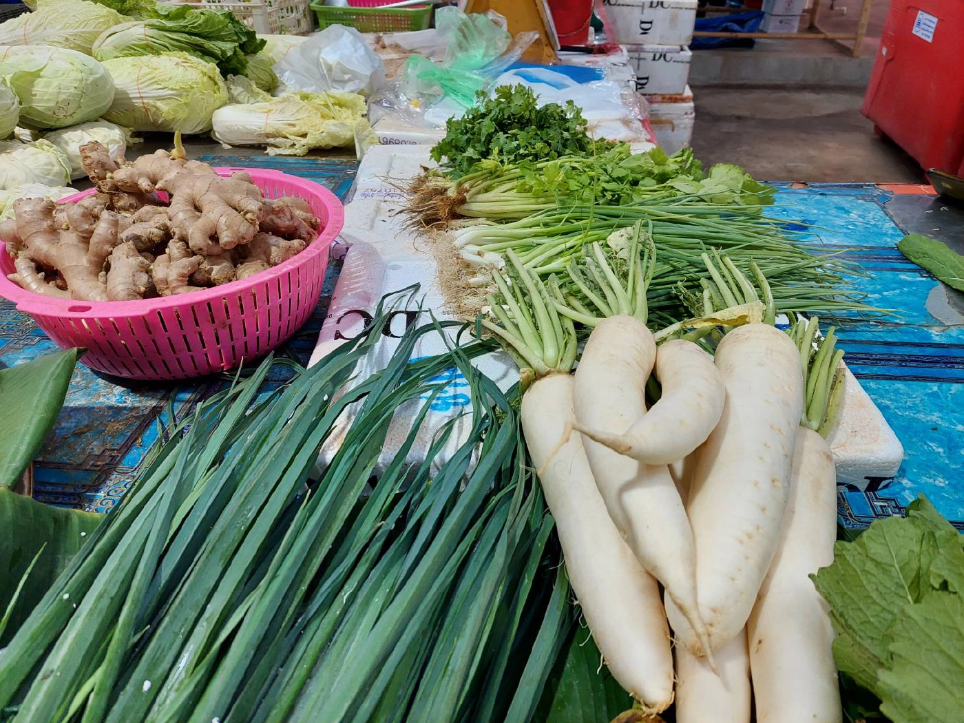 ราคาผักแพงเป็นประวัติการณ์ ลูกค้าบ่นระนาว