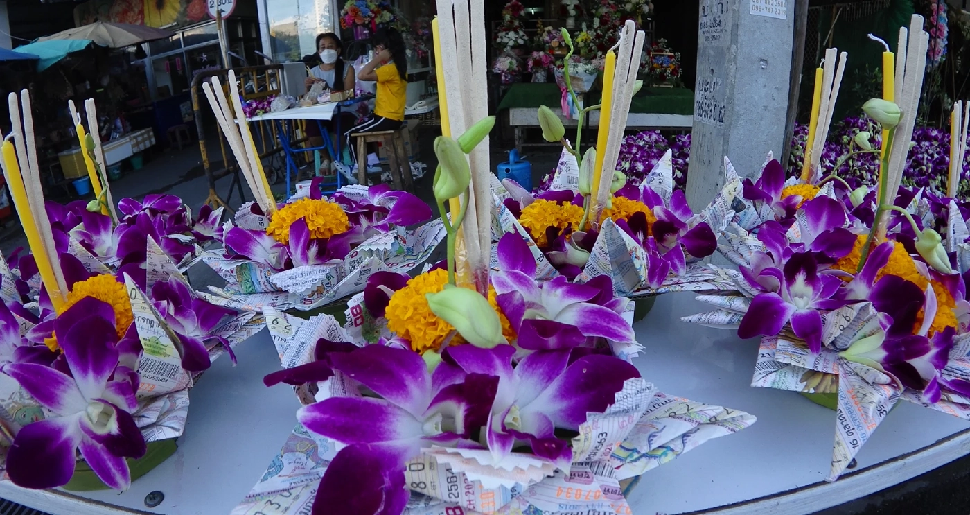 เทศกาลลอยกระทงยี่เป็งเชียงใหม่เริ่มคึกคัก