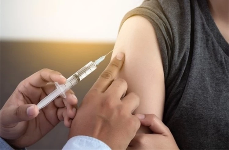 สปสช. เผย เยียวยาผู้มีผลข้างเคียงจากวัคซีนโควิดแล้วกว่า 621 ล้านบาท