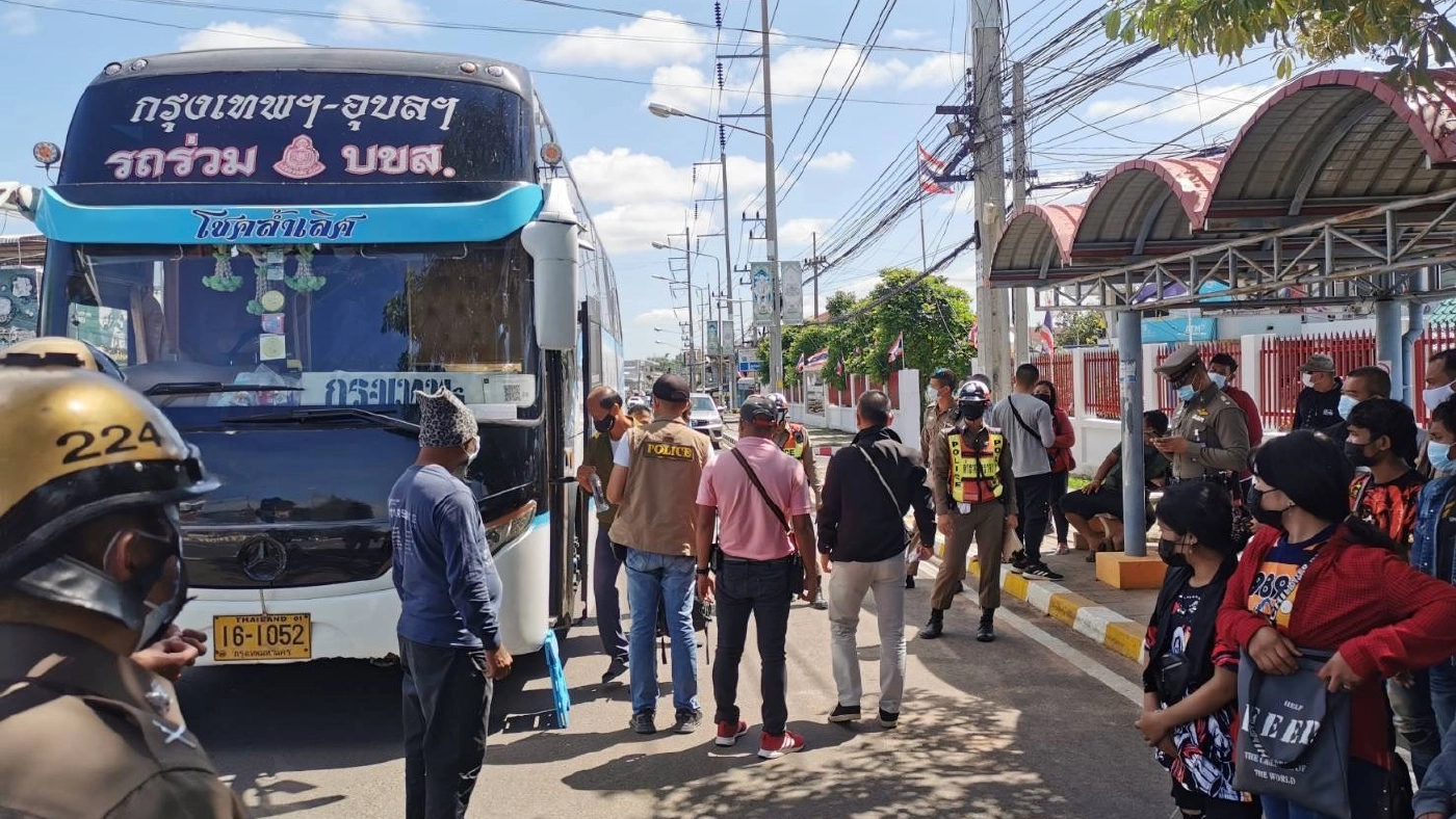 รวบ24แรงงานต่างด้าวชาวลาว ลักลอบเข้าเมืองผิดกม.