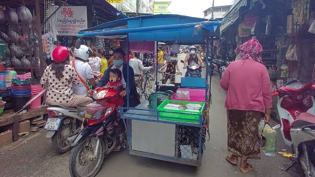 เปิดประเทศวันแรก-ตลาดแม่สอดกลับมาคึกคัก