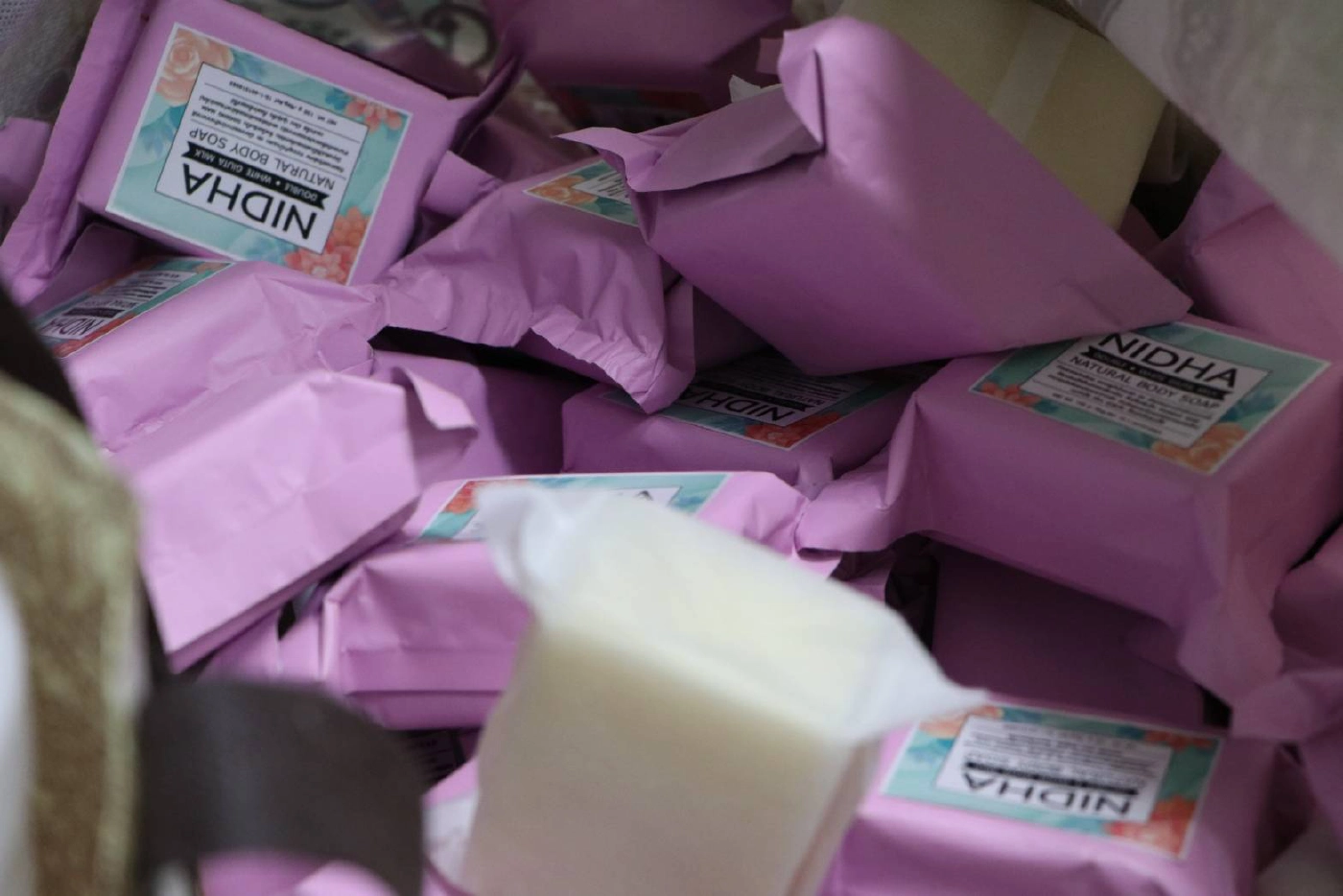 พบสารสเตียรอยด์ในเครื่องสำอางเถื่อนที่จับได้