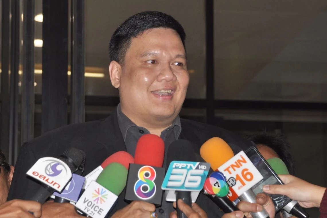 นายไผ่ ลิกค์ ส.ส.กำแพงเพชร 