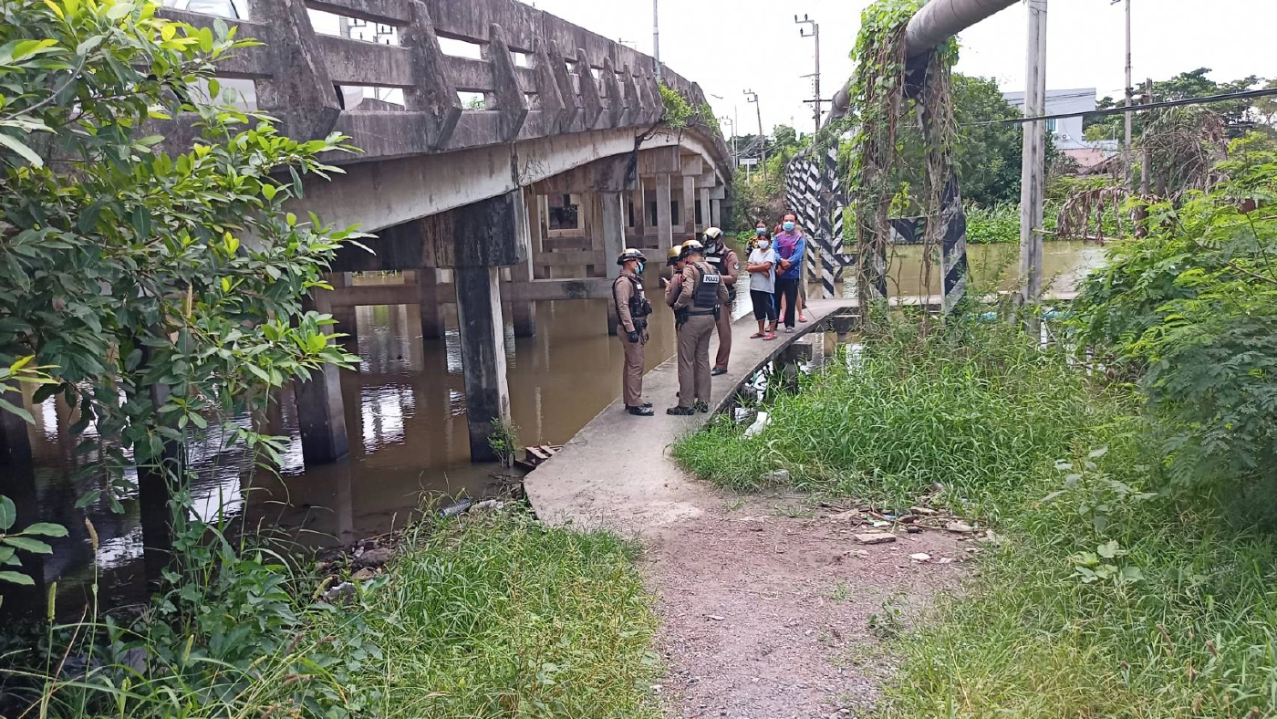 สลด! พบศพดช.วัย 3 ขวบภายในคลอง พบมีรอยฟกช้ำตามร่างกายคล้ายถูกทำร้าย