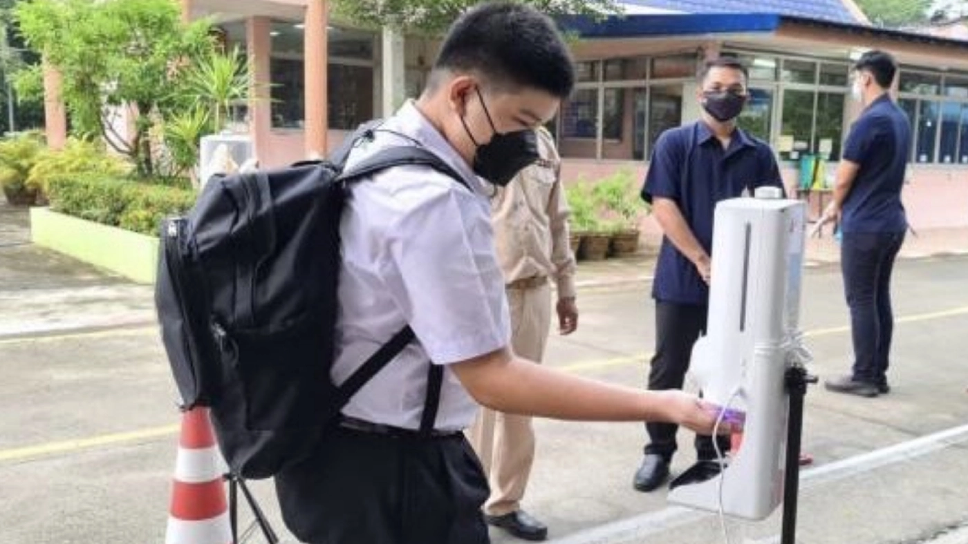 รมว.ศึกษาฯตรวจเยี่ยม รร.สมุทรสาคร เปิดเรียน On-site วันแรก