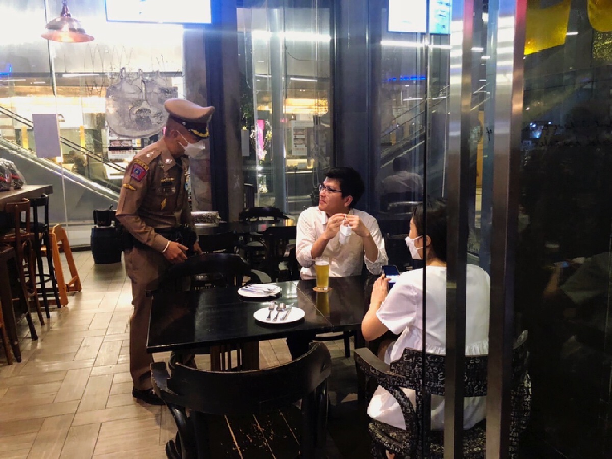 191 เข้มลุยตรวจร้านดังย่านอาร์ซีเอ-ซีดีซี เน้นปชส.และสร้างความเข้าใจ